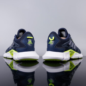 adidas 阿迪达斯 OL清风系列透气减震运动休闲跑步男女鞋 HP2352 44 ￥249