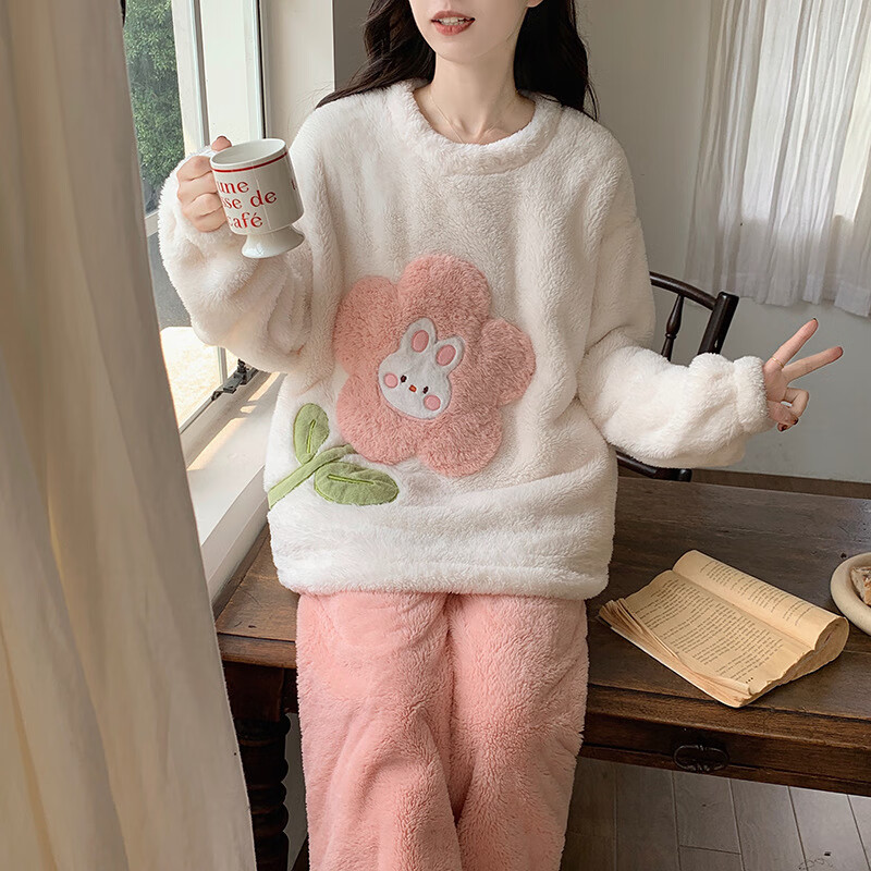 FENTENG 芬腾 冬季新款法兰绒睡衣女甜美少女圆领休闲学生加厚保暖可外穿家居服 4856# XXL 券后85元