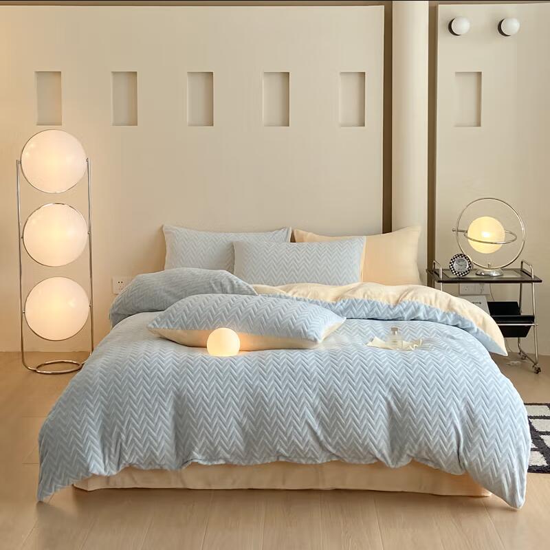 京东PLUS：AIDLI A类加厚保暖雕花牛奶绒四件套 200*230cm 券后139元
