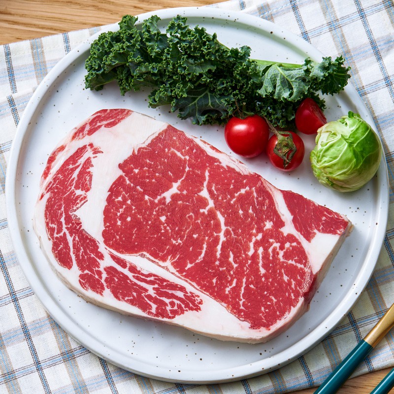WOWBEEF 万馨沃牛 谷饲原切眼肉250g（还有同价谷饲西冷牛排300g可选） 35.5元（需买5件，需用券）