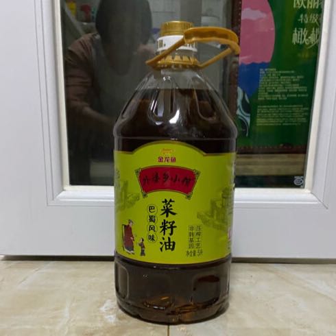 金龙鱼 外婆乡小榨 菜籽油 巴蜀风味 5L 券后65.41元