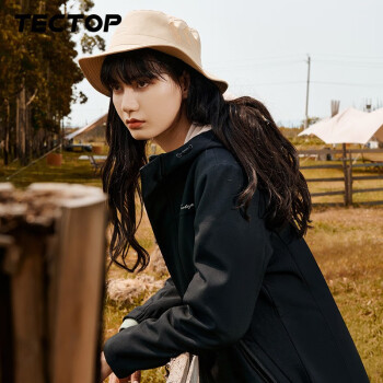 TECTOP 探拓 软壳衣女户外保暖风衣显瘦透气女士休闲外套 ￥199