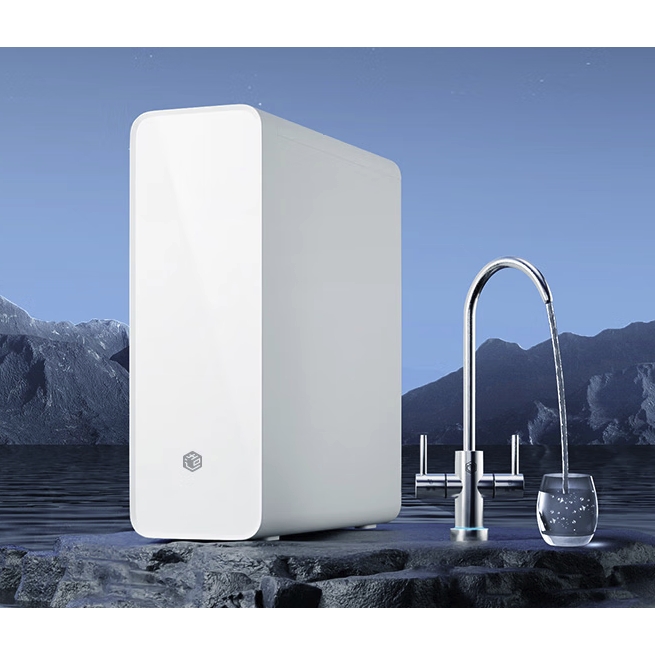 京东京造 零陈水净水器 家用净水机1000GPro 直饮机 过滤器净水器厨下式 5年RO反渗透滤芯 1599元