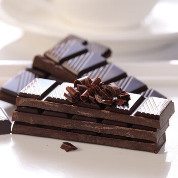 拉迈尔72%黑巧克力90g俄罗斯进口健身网红休闲零食代餐糖果巧克力年货
