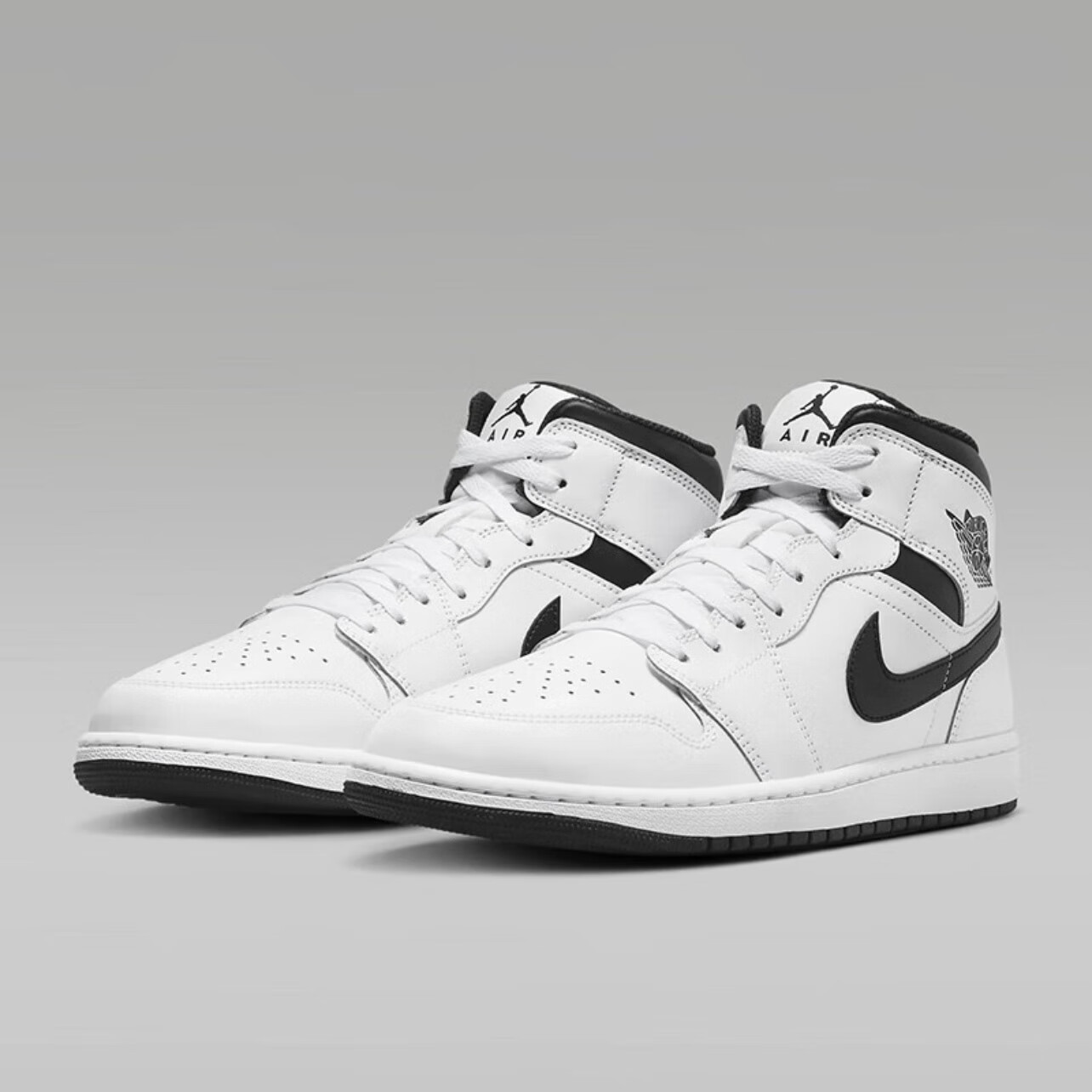 限移动端、京东百亿补贴：Jordan AJ1 AIR JORDAN男子运动鞋反转熊猫黑白中帮缓震板鞋DQ8426-132 40 778元