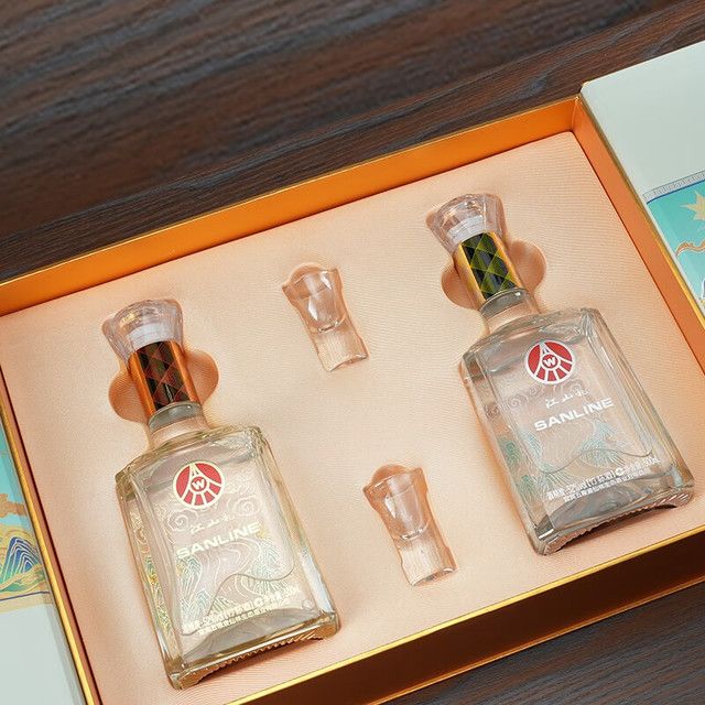 WULIANGYE 五粮液 52度酒水 500ml *2瓶礼盒 74.5元（需买2件，需用券）