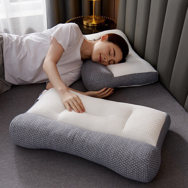 希尔顿 大豆纤维牵引颈椎枕头 40*60cm 券后29.9元