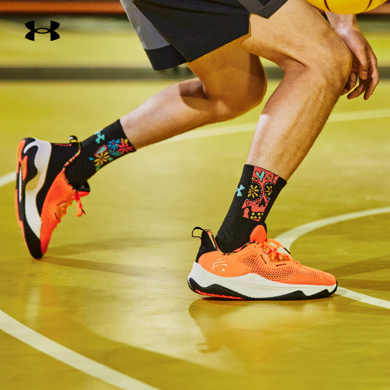 安德玛 UNDERARMOUR）春夏库里Curry HOVR SPLASH 3男子运动篮球鞋3026891 橙色800 43 券后292.55元