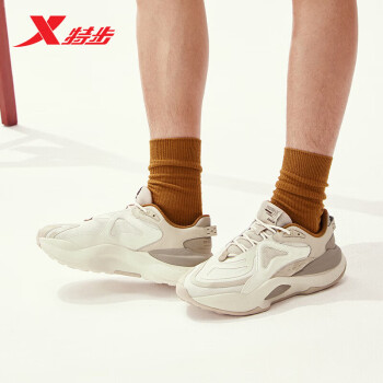 XTEP 特步 STAR-X休闲运动鞋复古硬底潮流男鞋 茶白色/黏土色/茶褐色 39