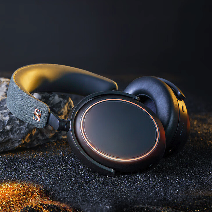森海塞尔 MOMENTUM 4 大馒头4特别设计版 耳罩式头戴式动圈蓝牙耳机 曜金黑色 1699元