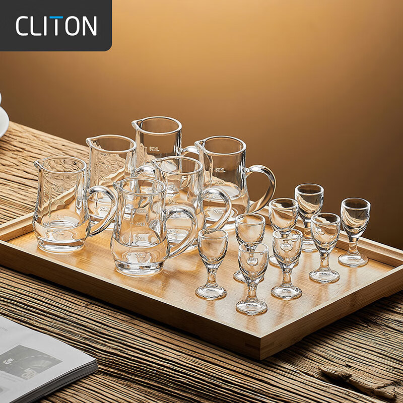 CLITON 白酒杯分酒器套装一口杯高脚茅台小酒杯带把分酒壶烈酒杯6壶8杯 26.8元