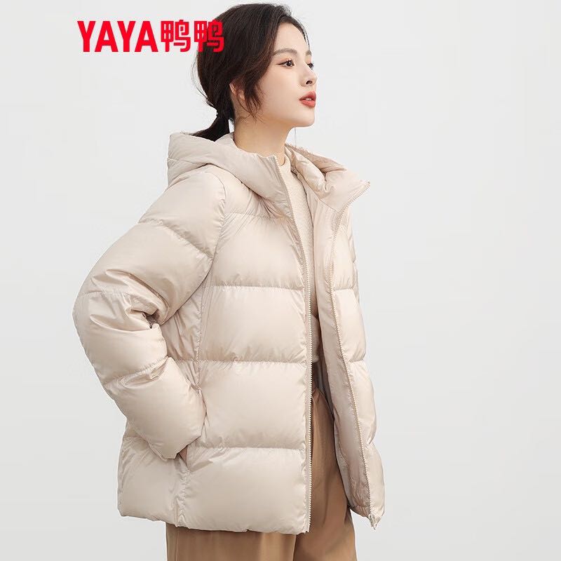 YAYA 鸭鸭羽绒服 女短款秋冬时尚连帽 券后117.46元