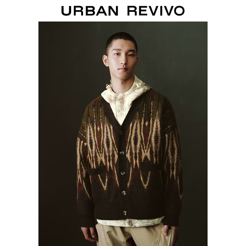 URBAN REVIVO UR2024春季新款复古慵懒风提花针织开衫UML940007 券后105.54元