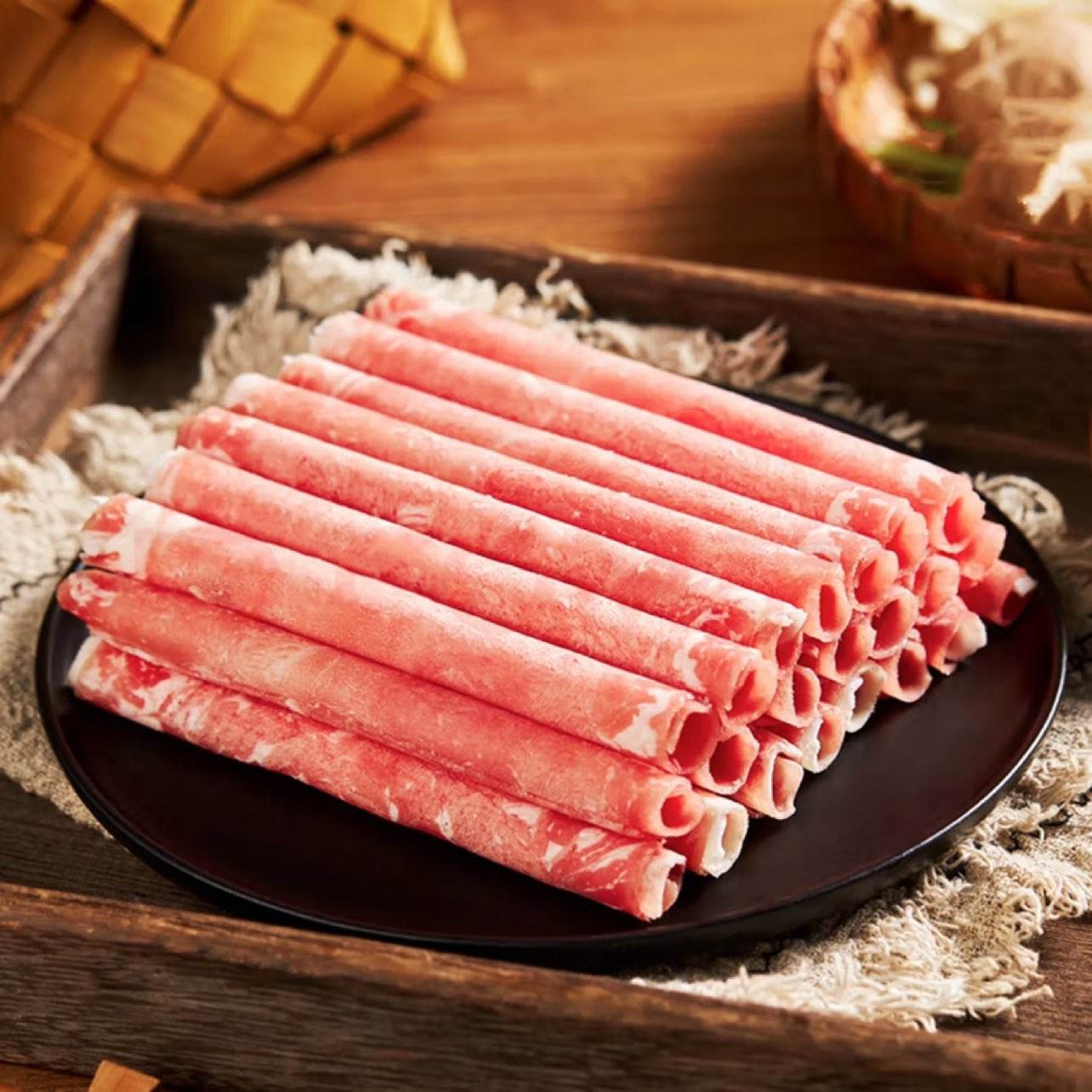 需首單：夏季牧場 內(nèi)蒙原切羊肉卷 2.56斤（640g*2）*2件 129.6元包郵（需買2件）（需領(lǐng)券，合64.8元/件）