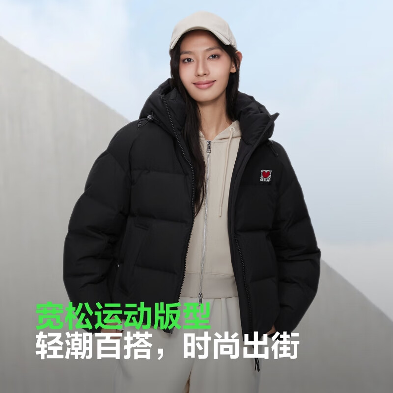 波司登 藝術家聯(lián)名 90絨女短款潮酷涂鴉羽絨服 B40143302 馬克黑 654.08元