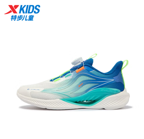 特步 氫風8.0護足跑鞋 旋鈕扣飛彈科技 139.9元