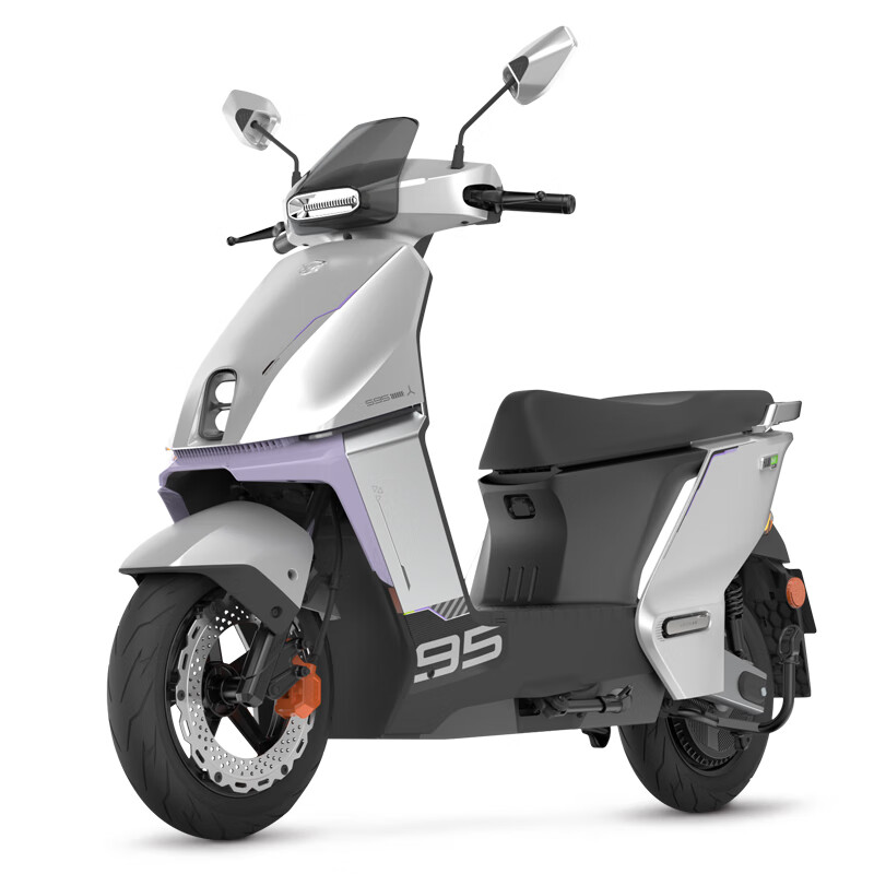 綠源 全能S95 72V35A石墨烯電池智能長(zhǎng)續(xù)航電動(dòng)摩托車(chē) 到門(mén)店選顏色 3074.5元