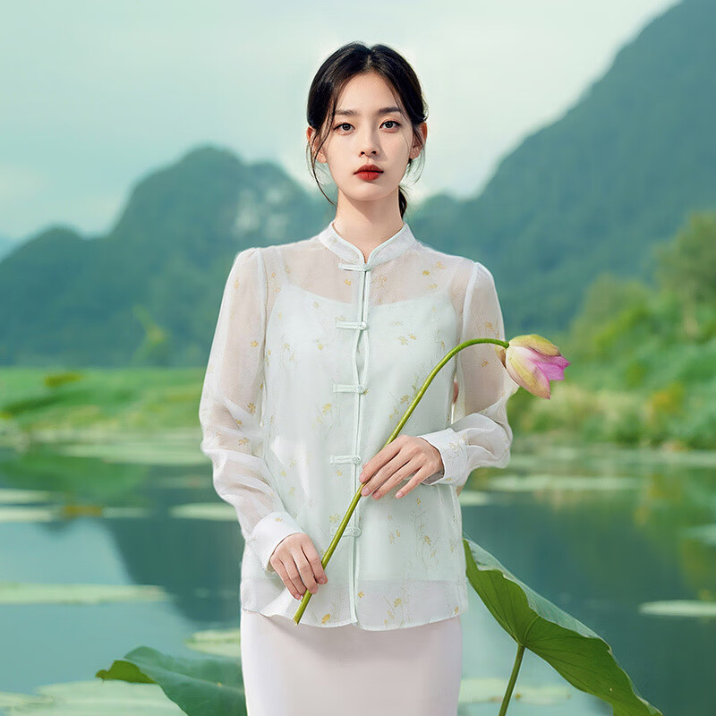 秋水伊人 新中式碎花雪紡衫秋季新款女國(guó)風(fēng)立領(lǐng)盤扣兩件套上衣 果綠 M 42元